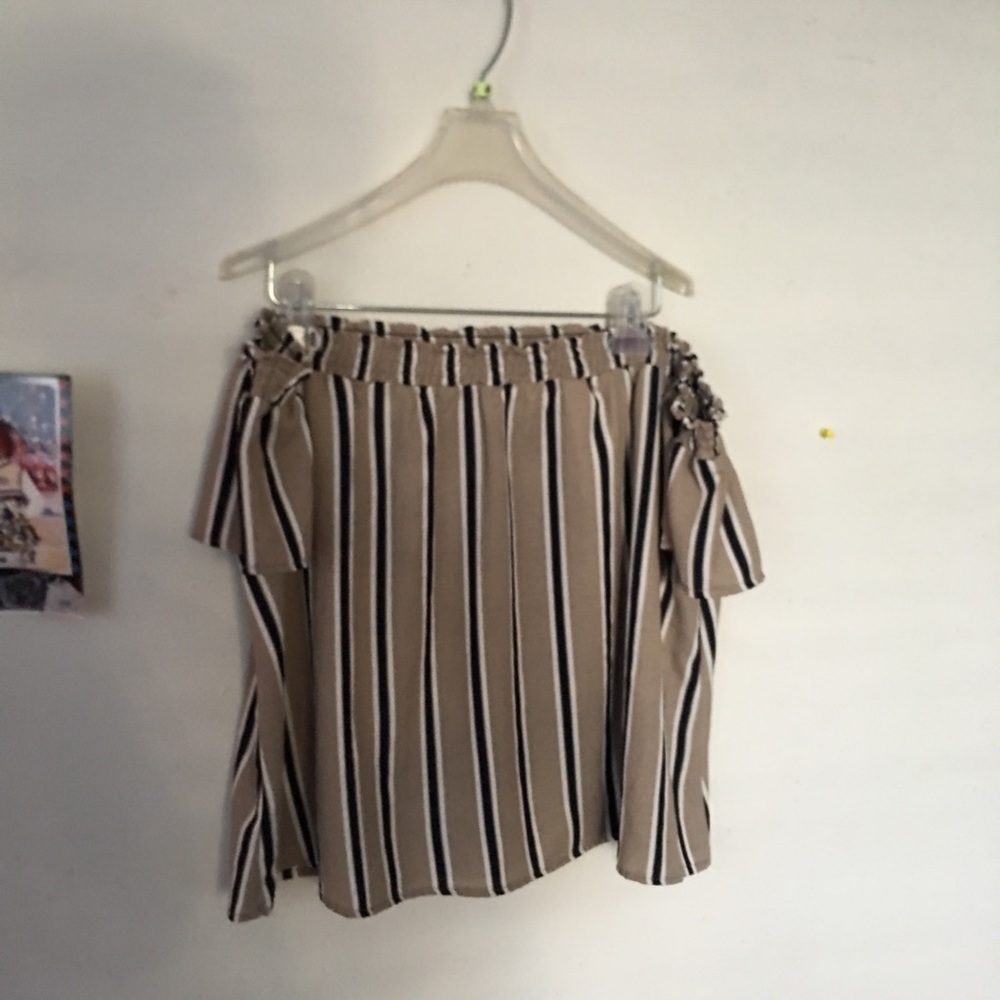 Striped off the shoulder